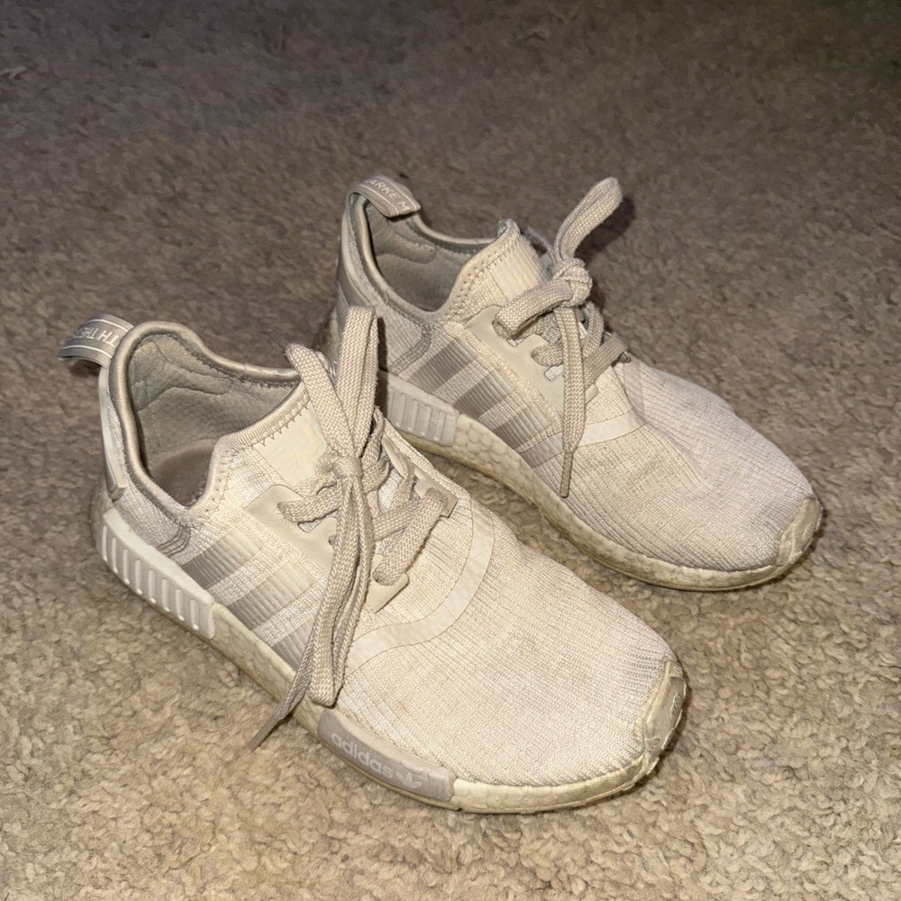Adidas Beige Sneakers